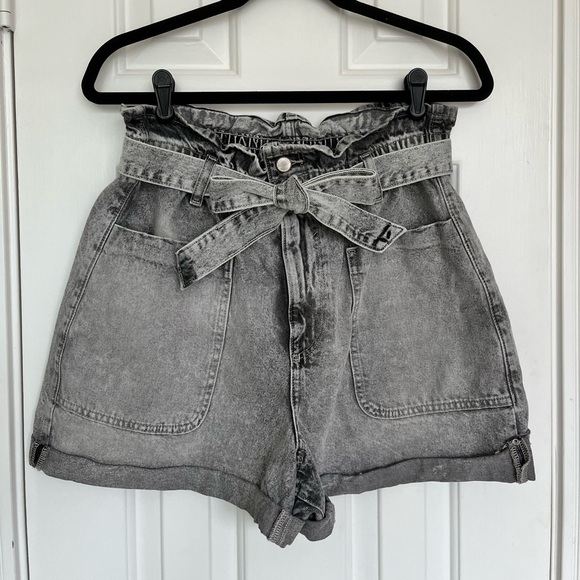ZARA gray denim paper bag short - Picture 3 of 10